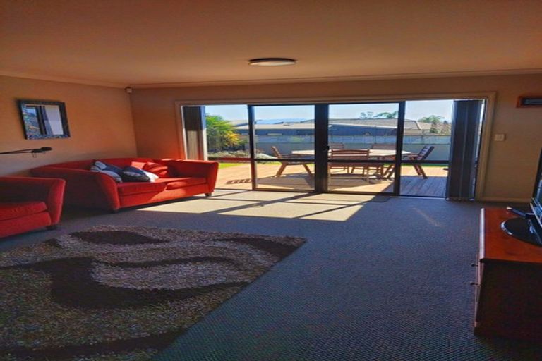 Photo of property in 4 Kirkpatrick Place, Havelock North, 4130