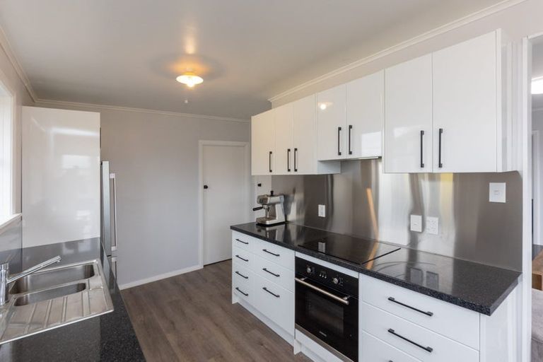 Photo of property in 21 Cardiff Street, Awapuni, Palmerston North, 4412