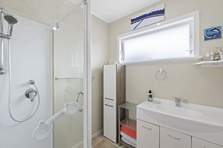 Photo of property in 634 Queen Street East, Levin, 5510