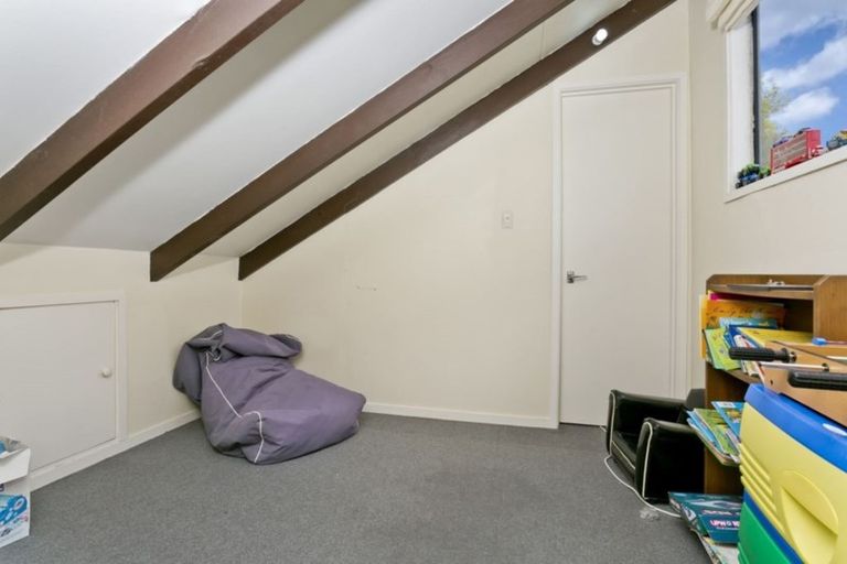 Photo of property in 1/62 Waiau Street, Torbay, Auckland, 0630