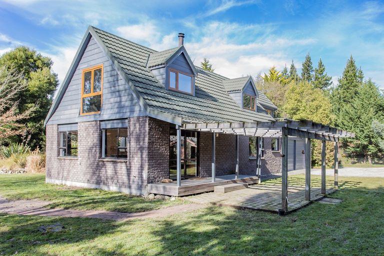 Photo of property in 13 Station Road, Loburn, Rangiora, 7472