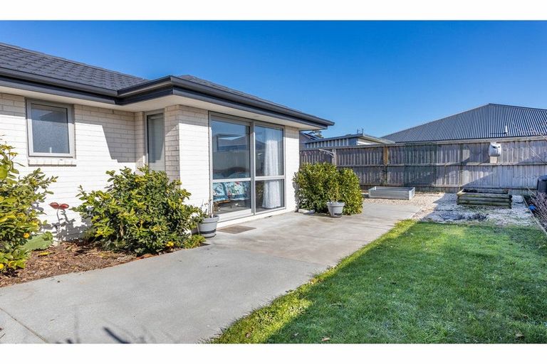 Photo of property in 122 Chinnerys Road, Woodend, 7610