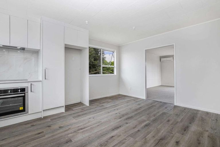 Photo of property in 11 Gambare Place, Wattle Downs, Auckland, 2103