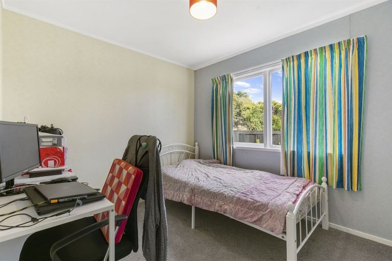 Photo of property in 44 Tamahere Drive, Glenfield, Auckland, 0629