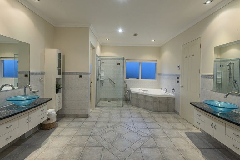 Photo of property in 1 Clearview Close, Dargaville, 0310