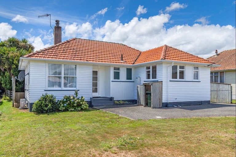 Photo of property in 9 Dorset Street, Levin, 5510