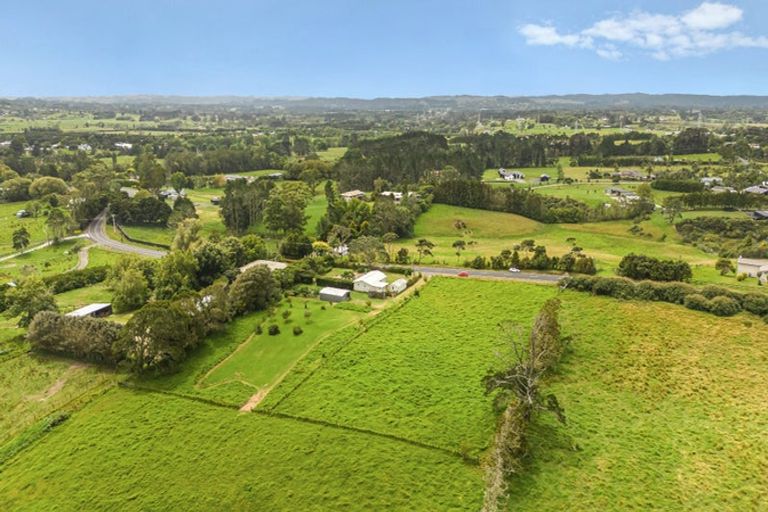 Photo of property in 39 Nelson Road, Taupaki, Henderson, 0782