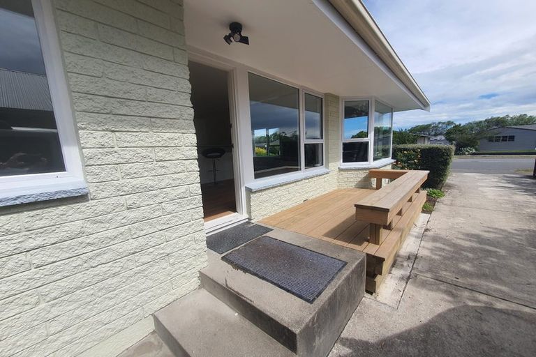 Photo of property in 150 Queenspark Drive, Parklands, Christchurch, 8083