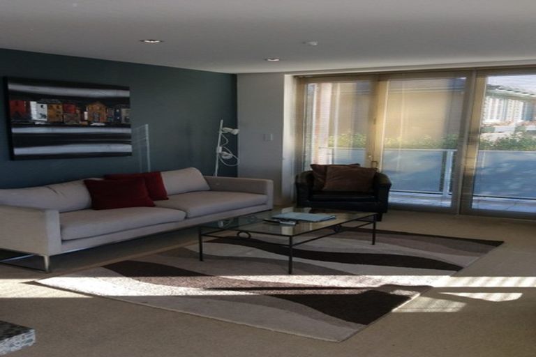 Photo of property in 33c Cranmer Square, Christchurch Central, Christchurch, 8013