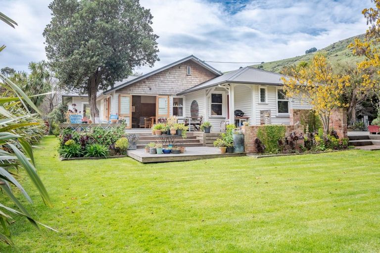 Photo of property in 1123 Okains Bay Road, Okains Bay, 7583