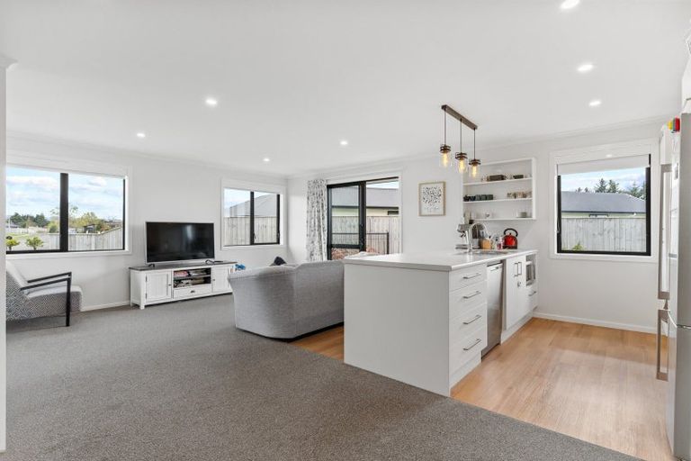 Photo of property in 6 Mitre Way, Solway, Masterton, 5810