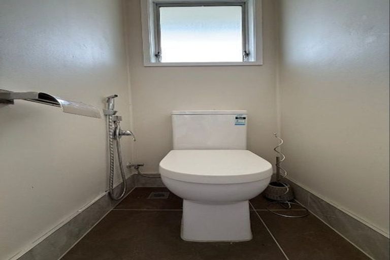 Photo of property in 64 Henwood Road, Mangere East, Auckland, 2024