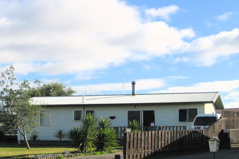 Photo of property in 66 Atherfold Crescent, Greenmeadows, Napier, 4112