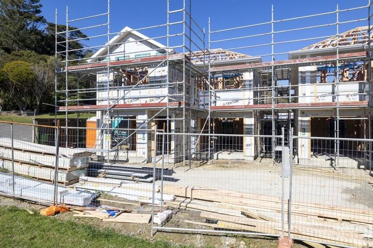 Photo of property in 105 Main Road, Wainuiomata, Lower Hutt, 5014