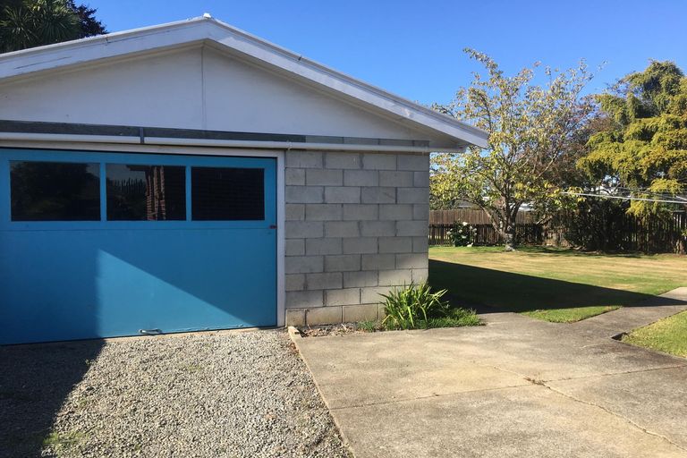Photo of property in 4 Carlisle Street, Waimate, 7924