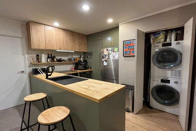 Photo of property in 325/26 Morningside Drive, Morningside, Auckland, 1025