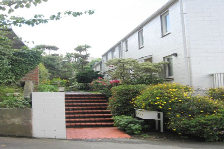 Photo of property in 24 Cottleville Terrace, Thorndon, Wellington, 6011