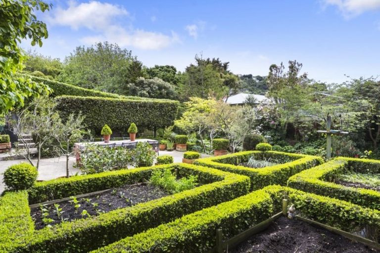 Photo of property in 18 Cliffs Road, Saint Clair, Dunedin, 9012