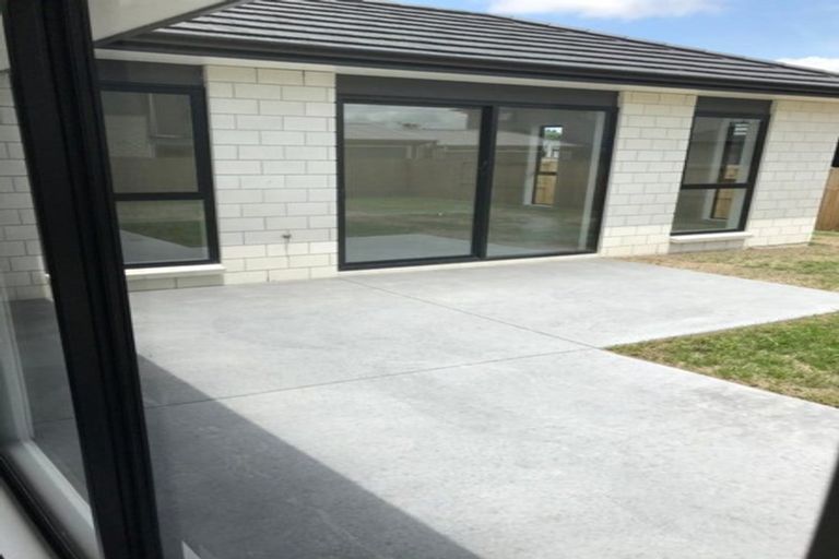 Photo of property in 16 Faber Place, Rototuna North, Hamilton, 3210