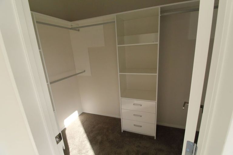 Photo of property in 17 Grove Way, Riverhead, 0820