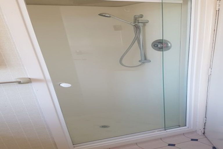 Photo of property in 35e Larch Place, Casebrook, Christchurch, 8051