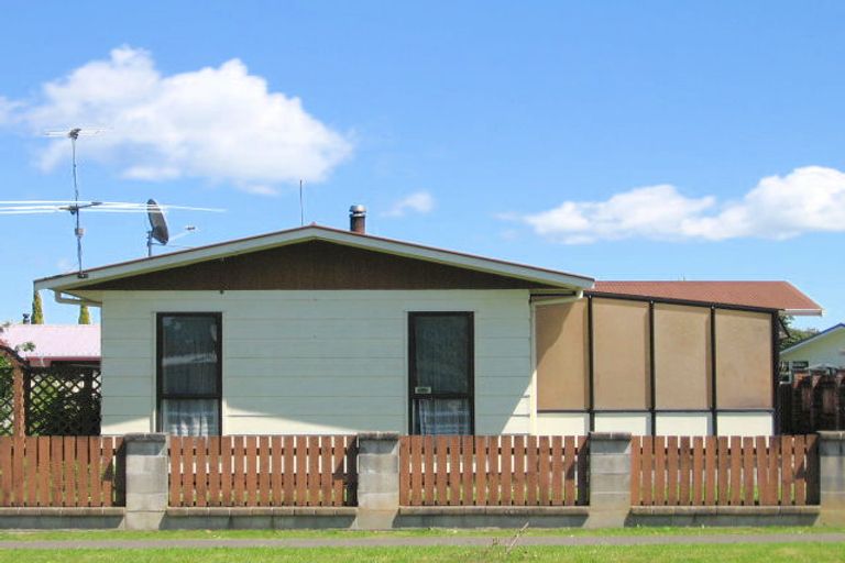 Photo of property in 9 Campion Road, Riverdale, Gisborne, 4010