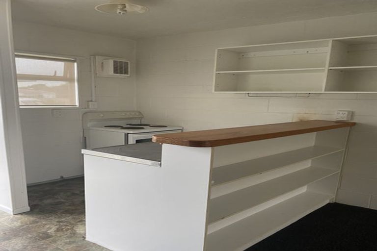 Photo of property in 2 Cameron Road, Hamilton East, Hamilton, 3216