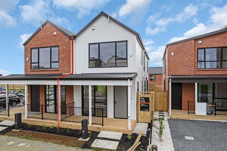 Photo of property in 14 Waimarie Drive, Karaka, 2578