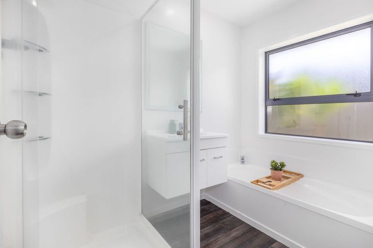 Photo of property in 9 Aqua Way, Paraparaumu, 5032