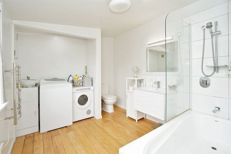 Photo of property in 124 Nixon Street, Hamilton East, Hamilton, 3216