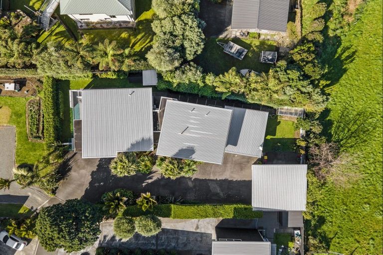 Photo of property in 17b Shearer Drive, Oakura, 4314