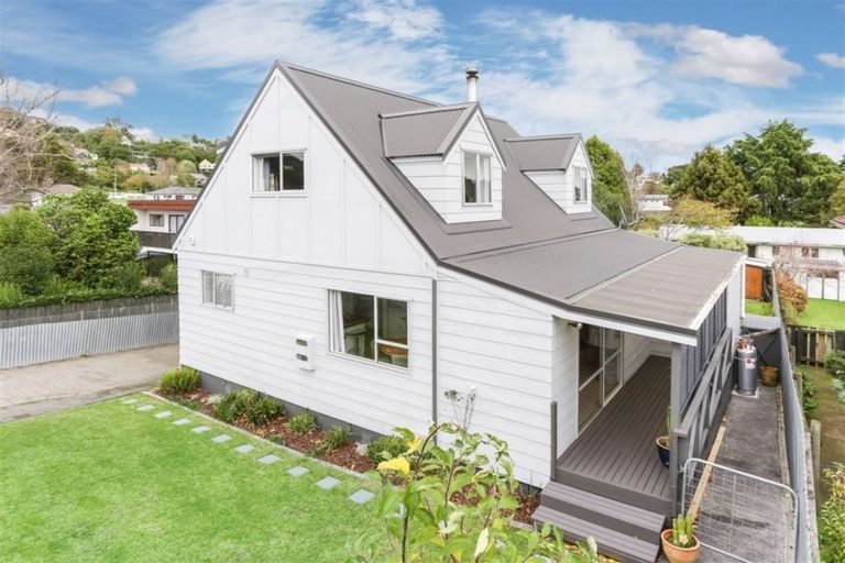 Photo of property in 11 Parvin Place, Pukekohe, 2120