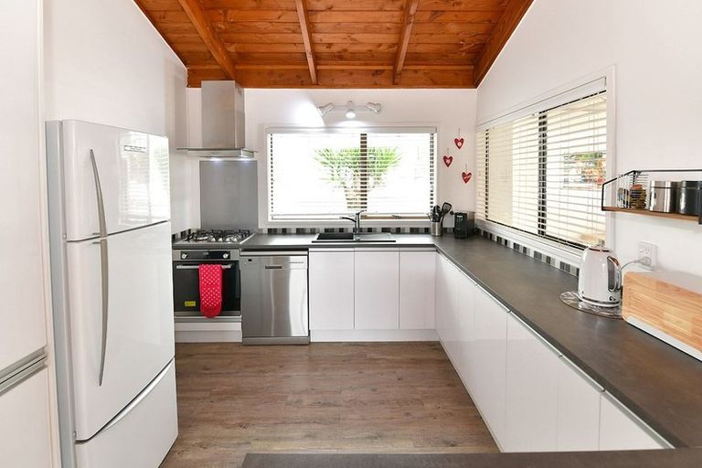 Photo of property in 1251 Whangaparaoa Road, Gulf Harbour, Whangaparaoa, 0930