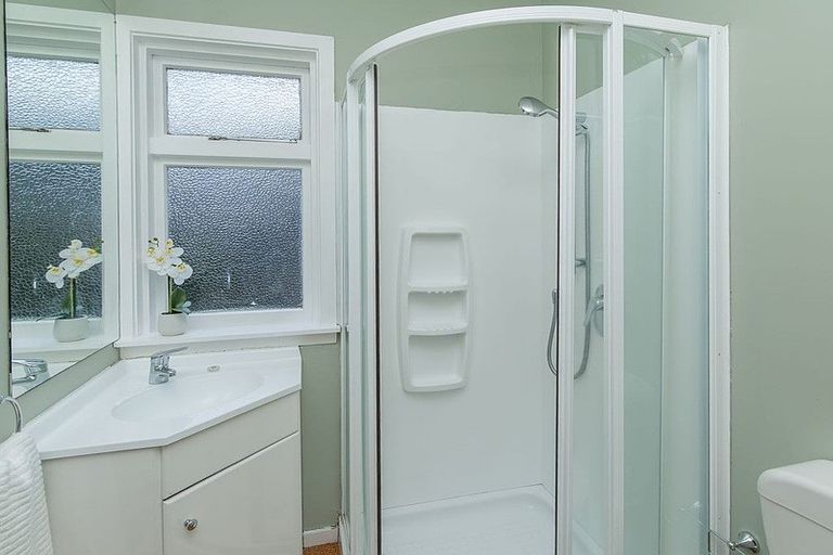 Photo of property in 44 Windermere Road, Papanui, Christchurch, 8053