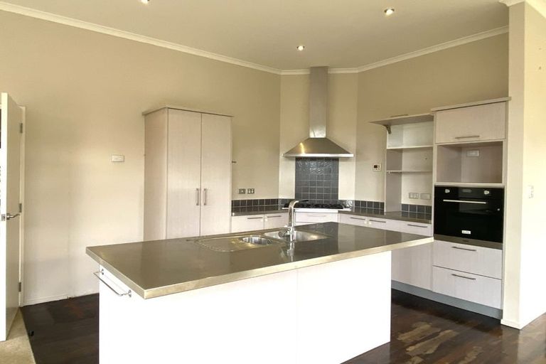 Photo of property in 11 Gold Street, Albany Heights, Auckland, 0632