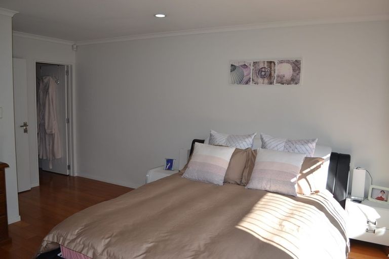 Photo of property in 8 Pohutukawa Place, Karaka, Papakura, 2113