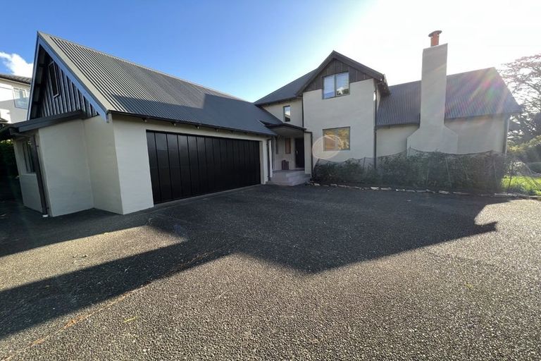 Photo of property in 4 Monkton Close, Greenhithe, Auckland, 0632
