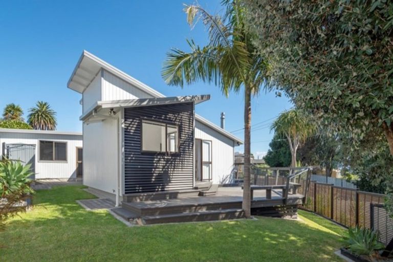 Photo of property in 2/456 Ngatai Road, Bellevue, Tauranga, 3110