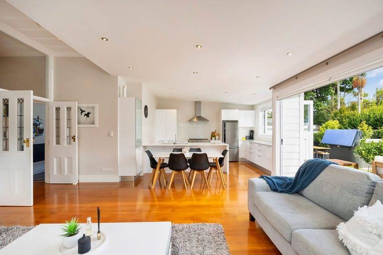 Photo of property in 26 Wairere Avenue, Mount Albert, Auckland, 1025