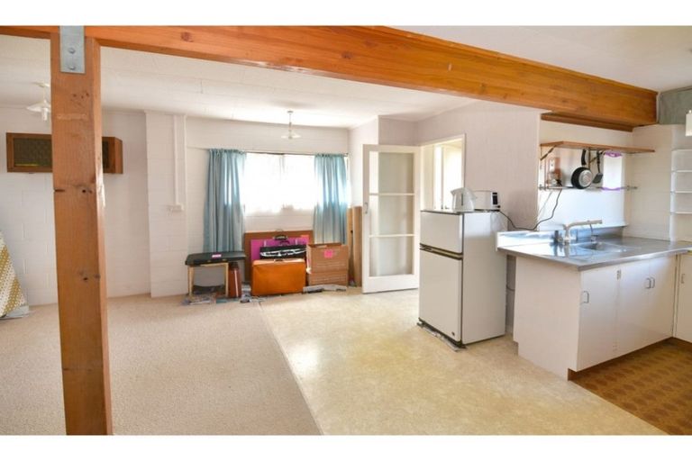 Photo of property in 1 Orewa Heights Crescent, Orewa, 0931