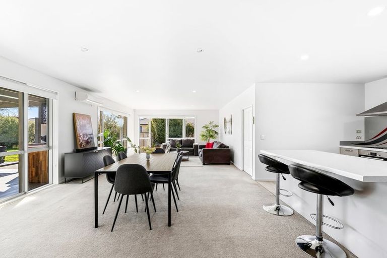 Photo of property in 9 Greenan Place, Doyleston, 7683
