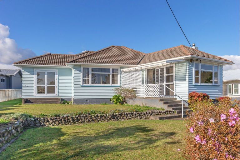 Photo of property in 196 Cambridge Street, Levin, 5510