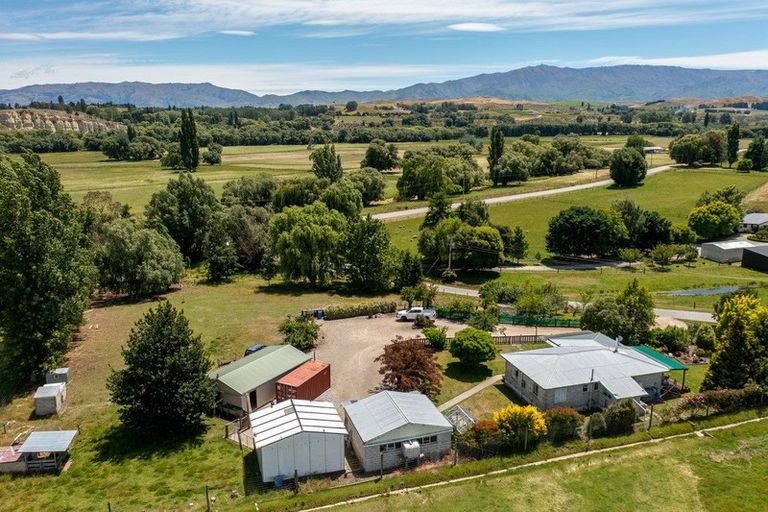 Photo of property in 35 Clare Road, Galloway, Alexandra, 9393