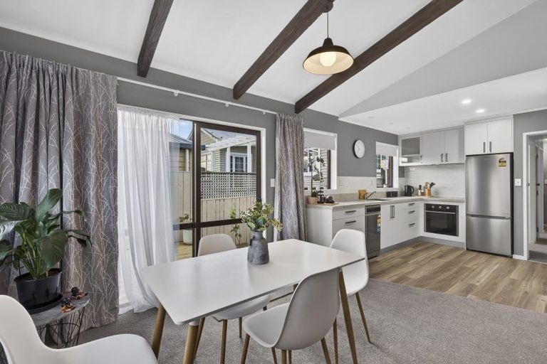 Photo of property in 1/39 Fulford Street, New Plymouth, 4310