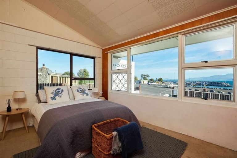 Photo of property in 24 Moa Road, South Bay, Kaikoura, 7300