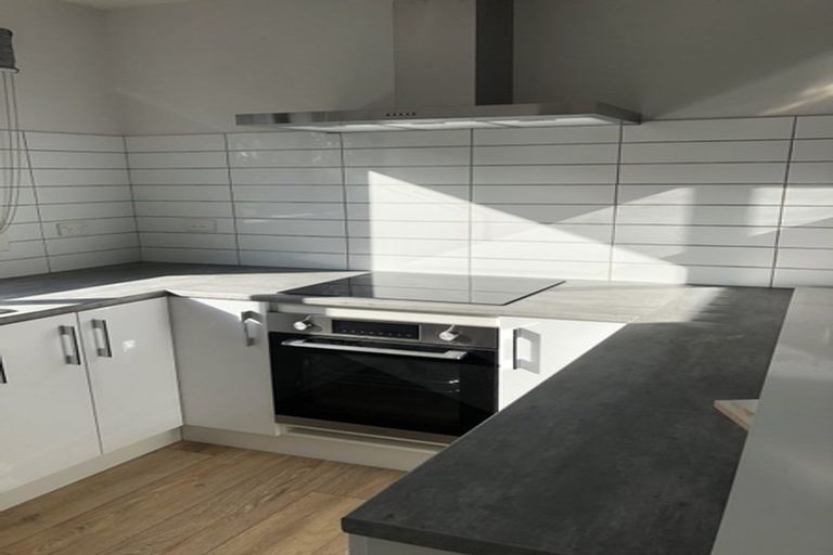 Photo of property in 613 Great South Road, Runciman, Drury, 2578