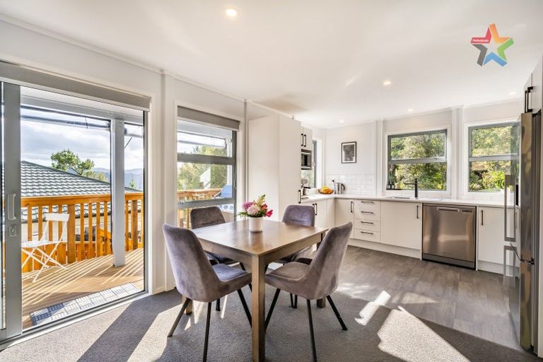 Photo of property in 129 Manuka Street, Stokes Valley, Lower Hutt, 5019