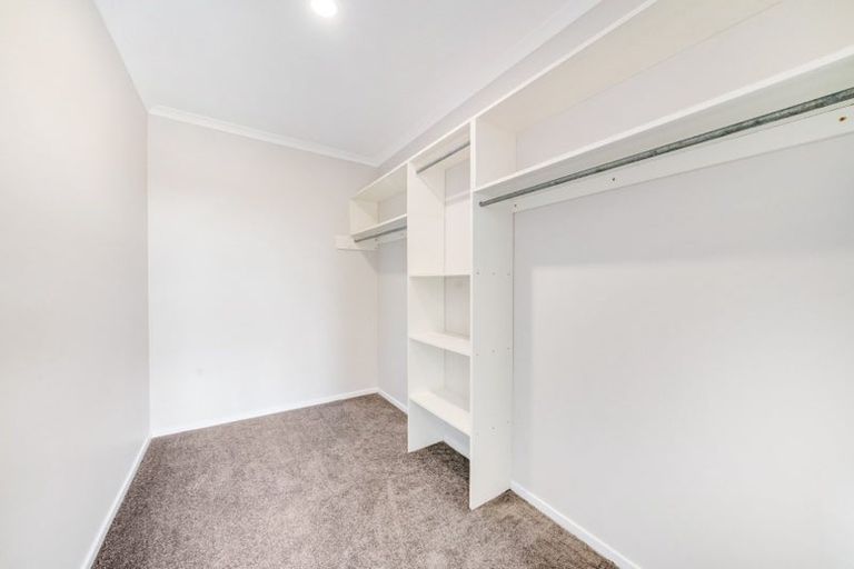 Photo of property in 2 Dunaff Place, Flat Bush, Auckland, 2019