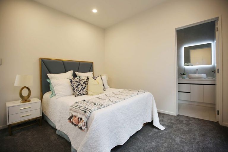 Photo of property in 25 Tannaghmore Drive, Flat Bush, Auckland, 2019