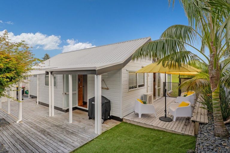 Photo of property in 32 Kennedy Park Drive, Pauanui, Hikuai, 3579